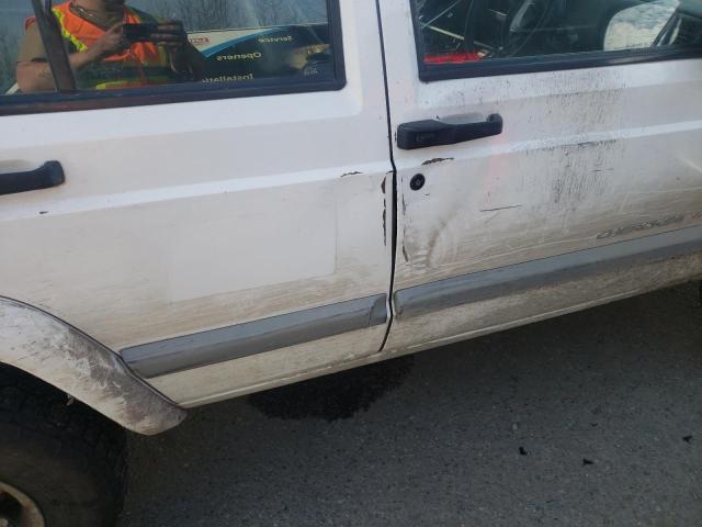Photo 9 from auction – 2001 JEEP CHEROKEE S with VIN 1J4FF48S91L597763