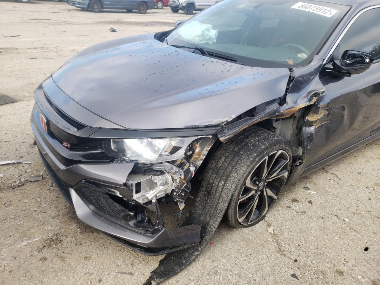Photo 9 from auction – 2018 HONDA CIVIC SI with VIN 2HGFC1E58JH701511