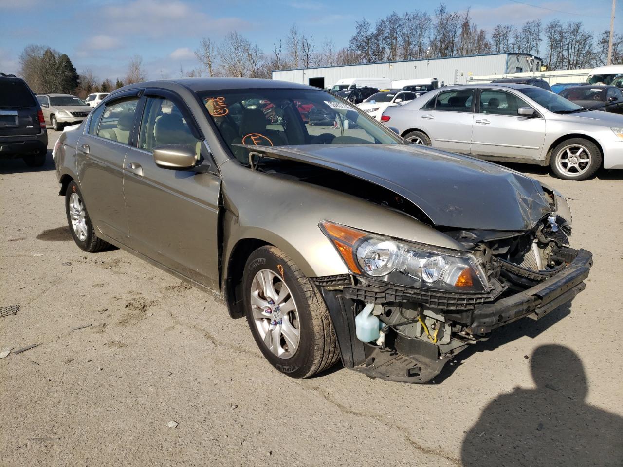 HONDA ACCORD LXP 2008 with VIN JHMCP26418C037176 - Photo from auction