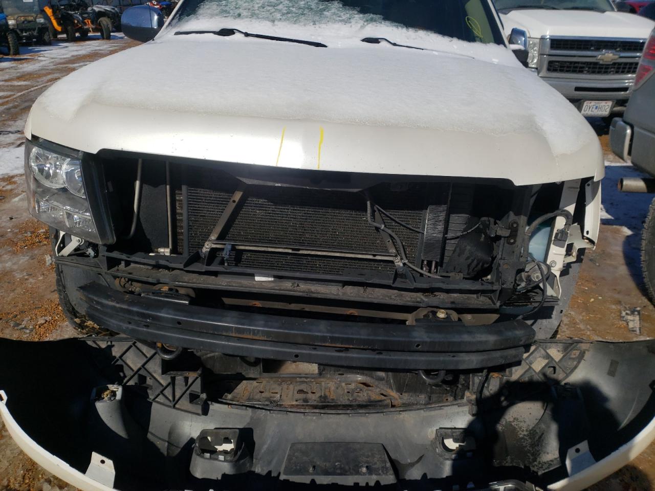 Photo 7 from auction – 2011 CHEVROLET AVALANCHE with VIN 3GNTKGE39BG131372