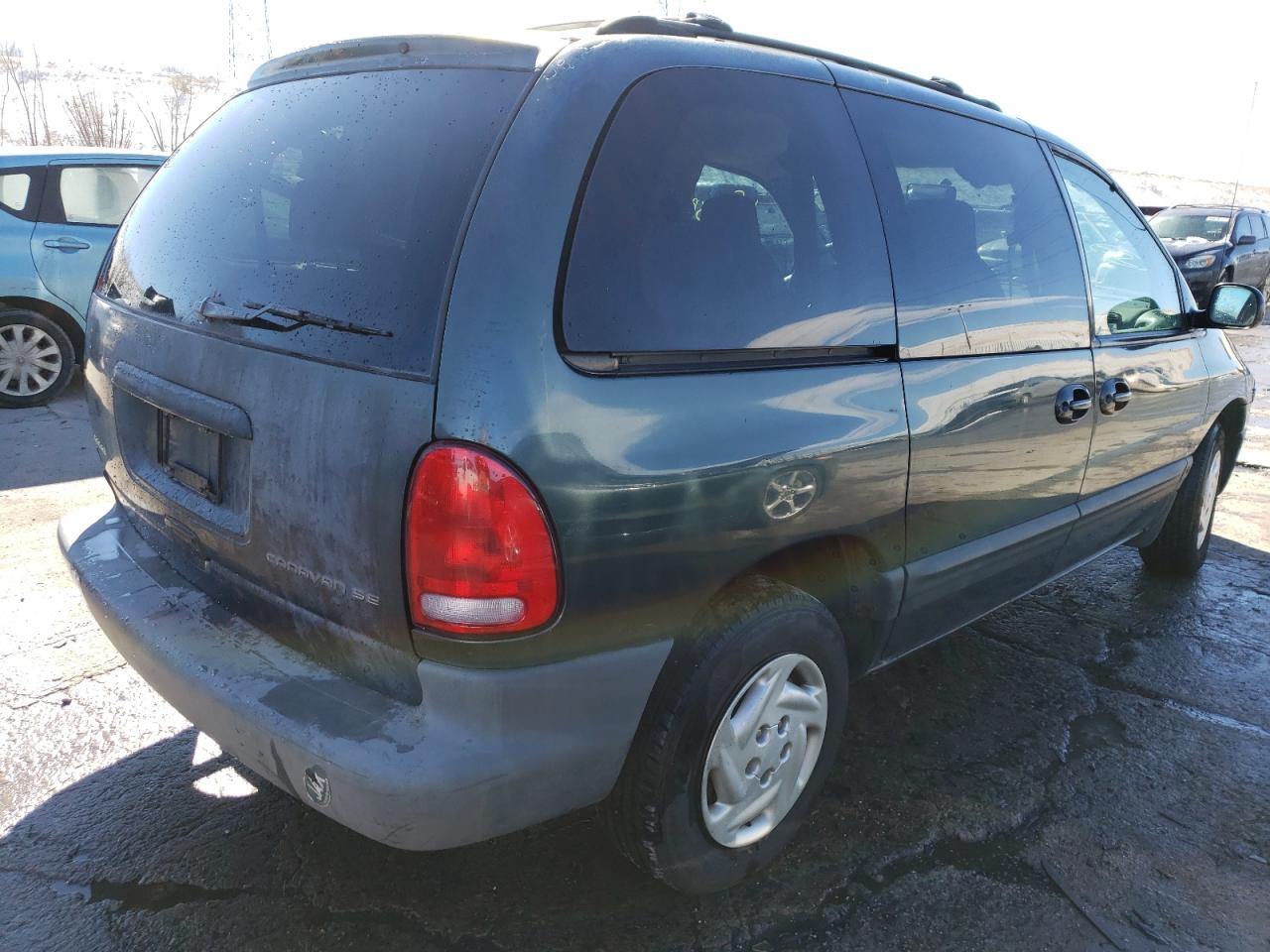 Photo 4 from auction – 2000 DODGE CARAVAN SE with VIN 2B4GP4531YR691879