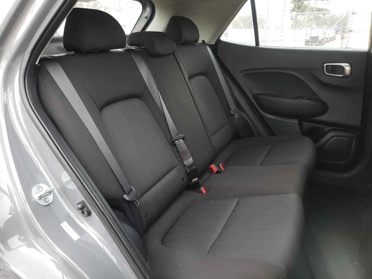 Photo 6 from auction – 2020 HYUNDAI VENUE SE with VIN KMHRB8A39LU049019