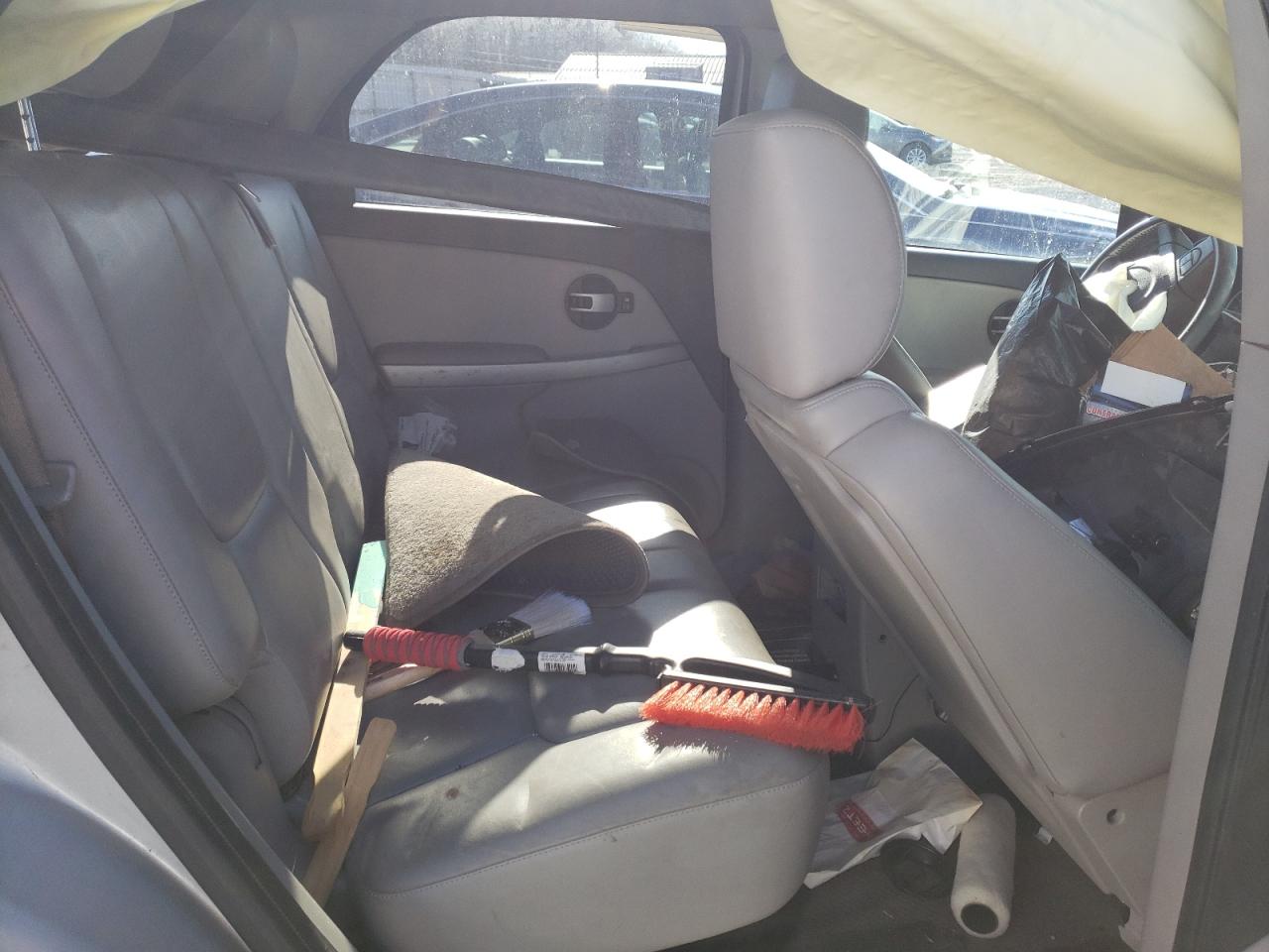 Photo 6 from auction – 2005 CHEVROLET EQUINOX LT with VIN 2CNDL63F656123016