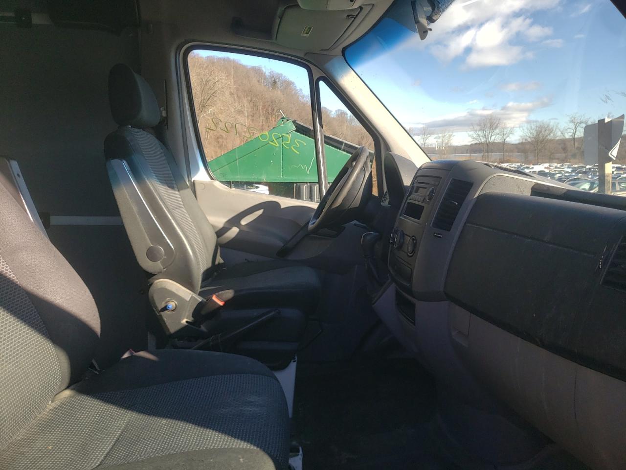 Photo 5 from auction – 2012 FREIGHTLINER SPRINTER 2 with VIN WDYPE8CC3C5669766