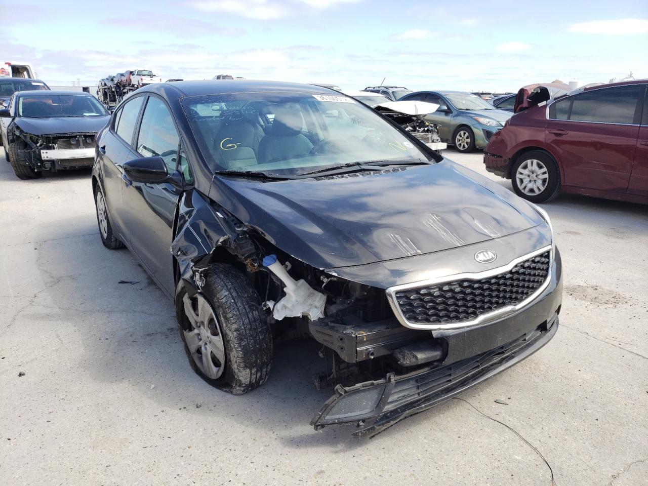 KIA FORTE LX 2017 with VIN 3KPFK4A75HE058440 - Photo from auction