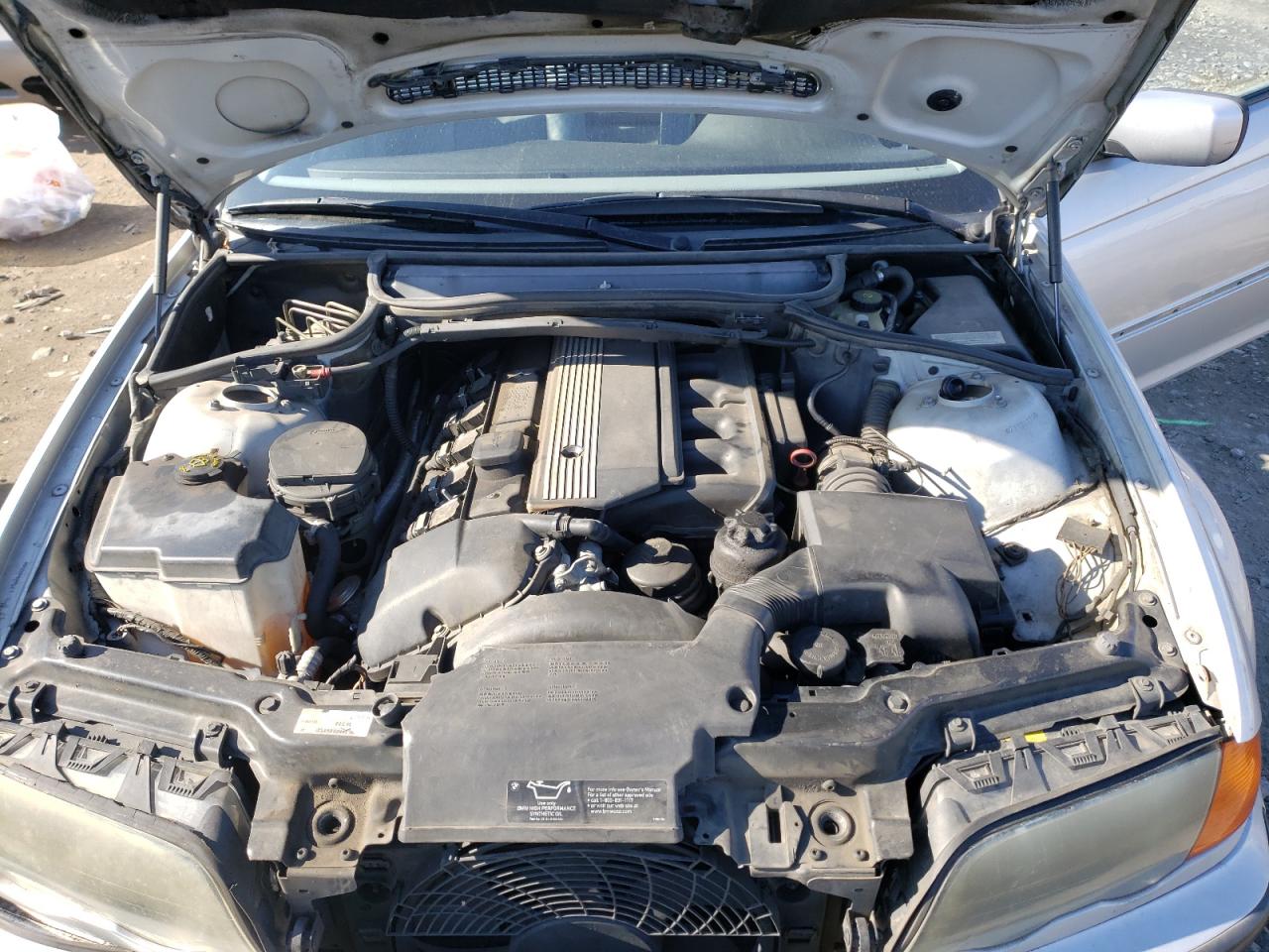 Photo 7 from auction – 2000 BMW 323I with VIN WBAAR3342YJM01028