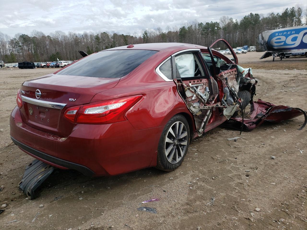 Photo 4 from auction – 2017 NISSAN ALTIMA 2.5 with VIN 1N4AL3AP1HC477450