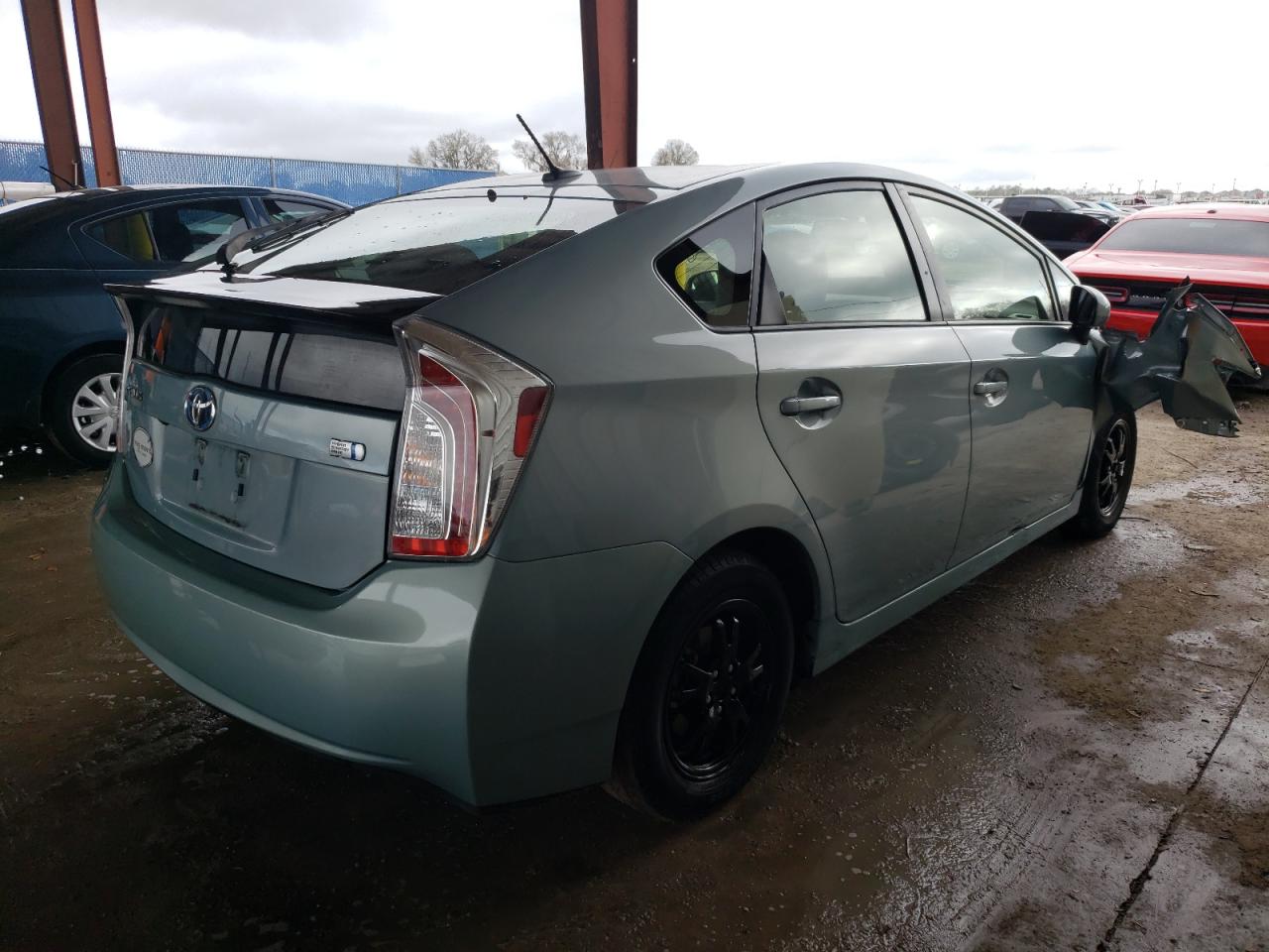 Photo 17 from auction – 2015 TOYOTA PRIUS with VIN JTDKN3DU9F2001430