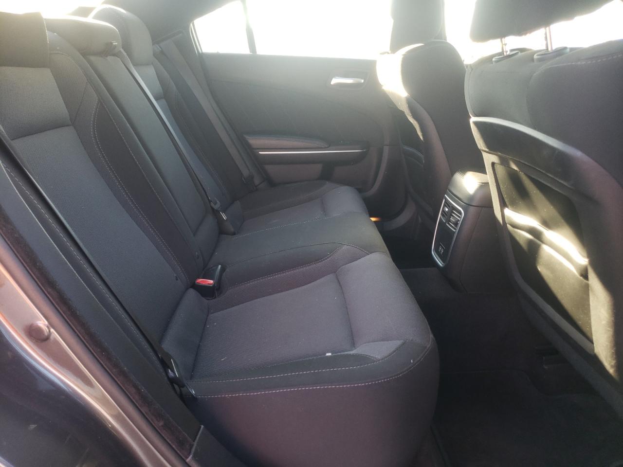 Photo 6 from auction – 2016 DODGE CHARGER SX with VIN 2C3CDXHG5GH317892