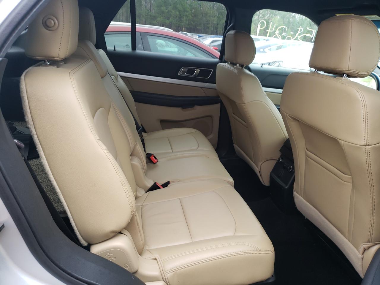Photo 6 from auction – 2016 FORD EXPLORER X with VIN 1FM5K7D83GGA23035