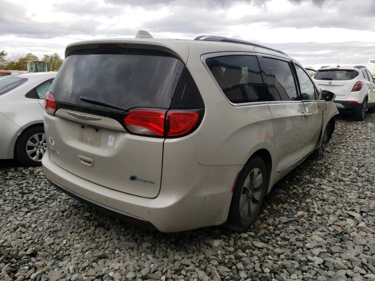Photo 4 from auction – 2017 CHRYSLER PACIFICA E with VIN 2C4RC1N7XHR709546
