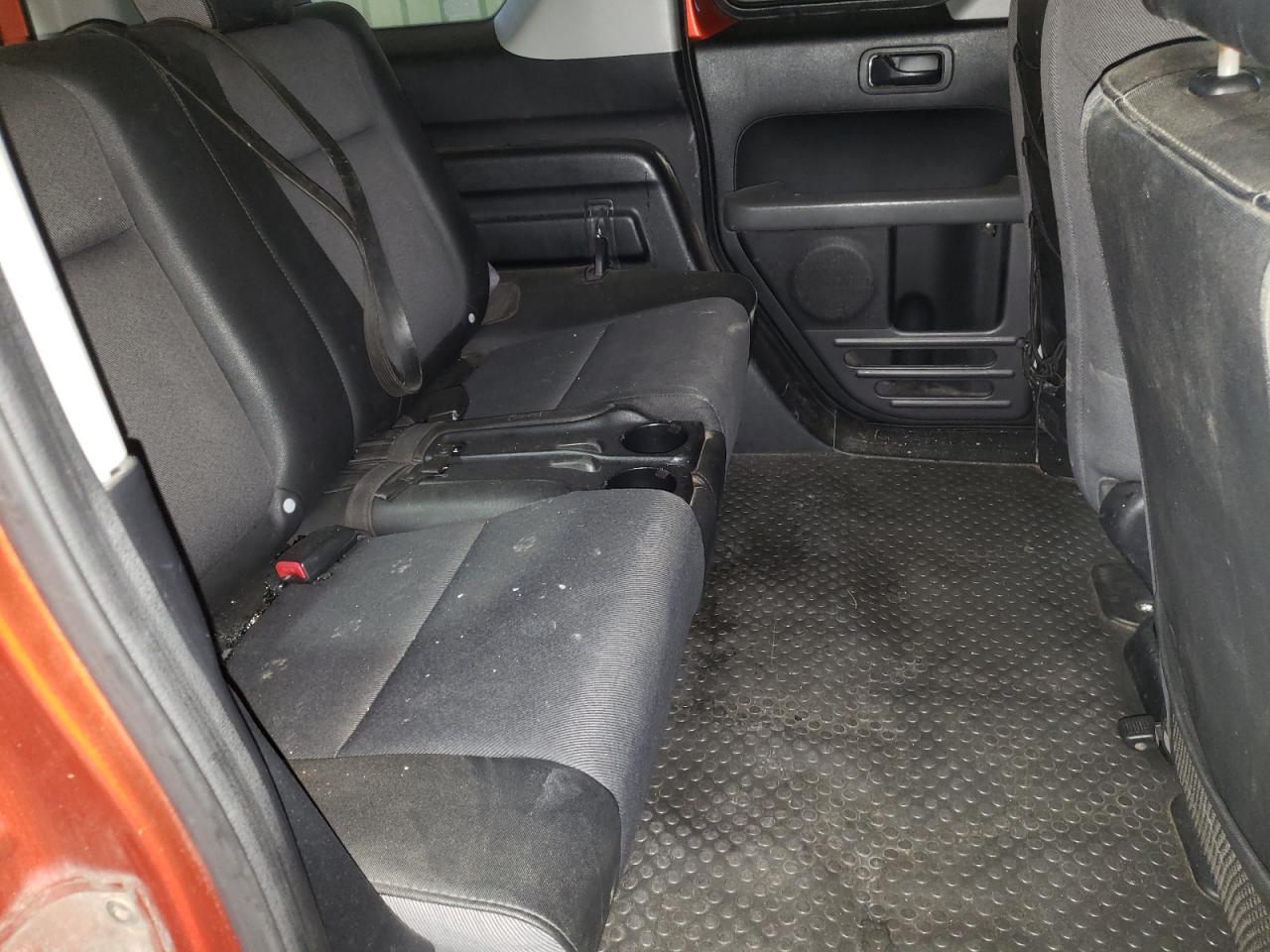 Photo 6 from auction – 2004 HONDA ELEMENT with VIN 5J6YH18594L015788