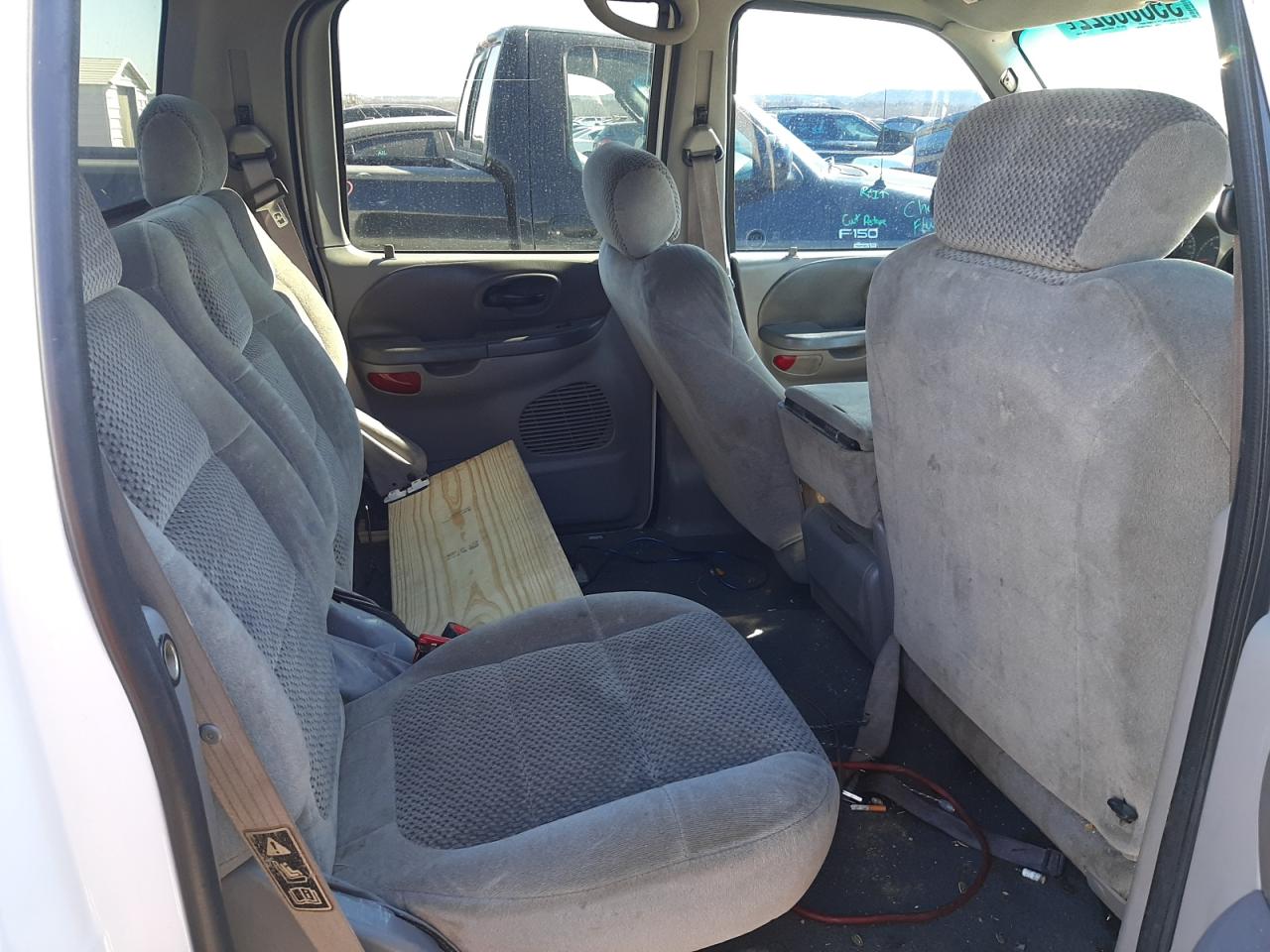 Photo 6 from auction – 2001 FORD F150 SUPER with VIN 1FTRW07L41KB57803