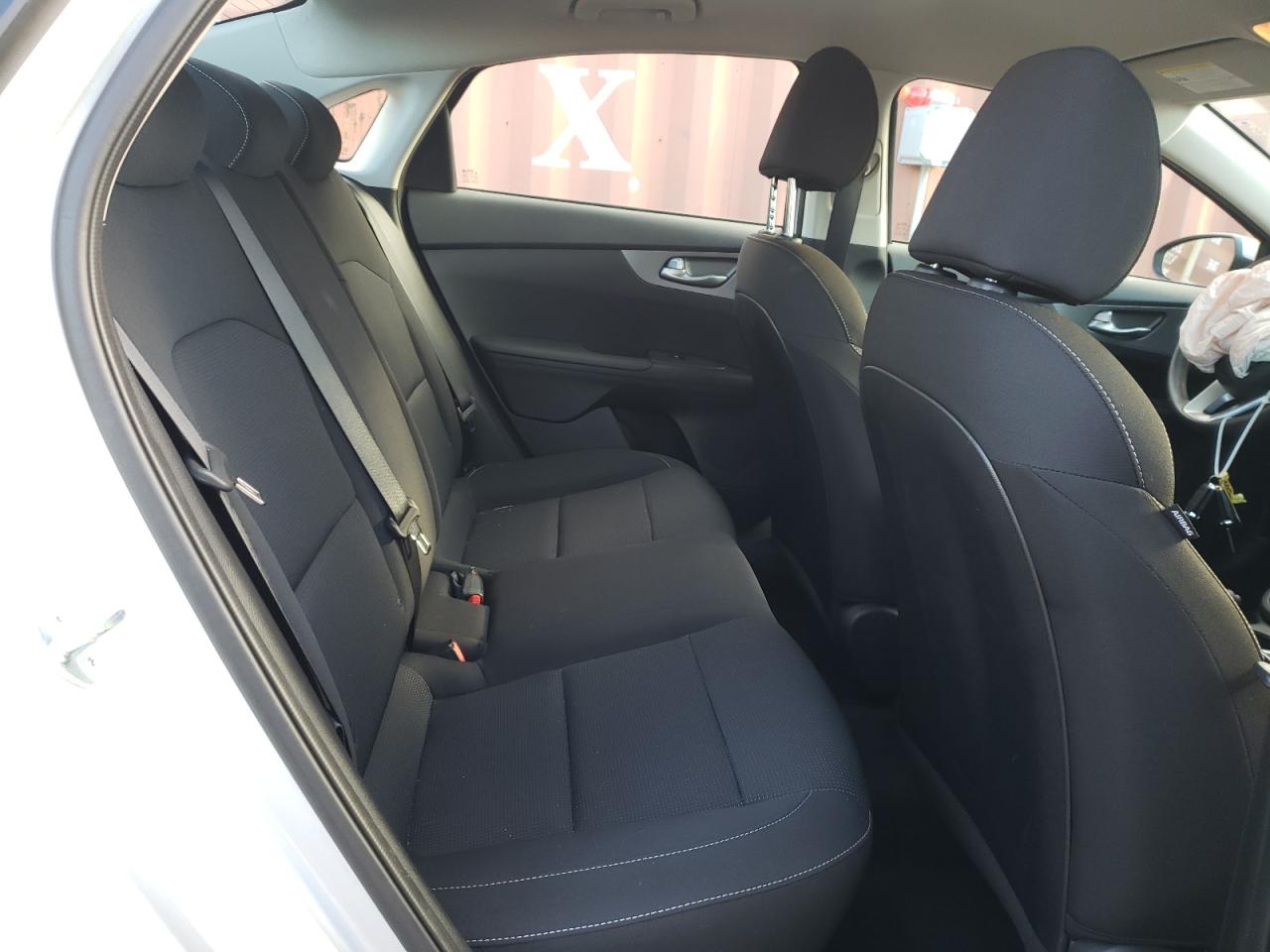 Photo 6 from auction – 2021 KIA FORTE FE with VIN 3KPF24AD3ME365685