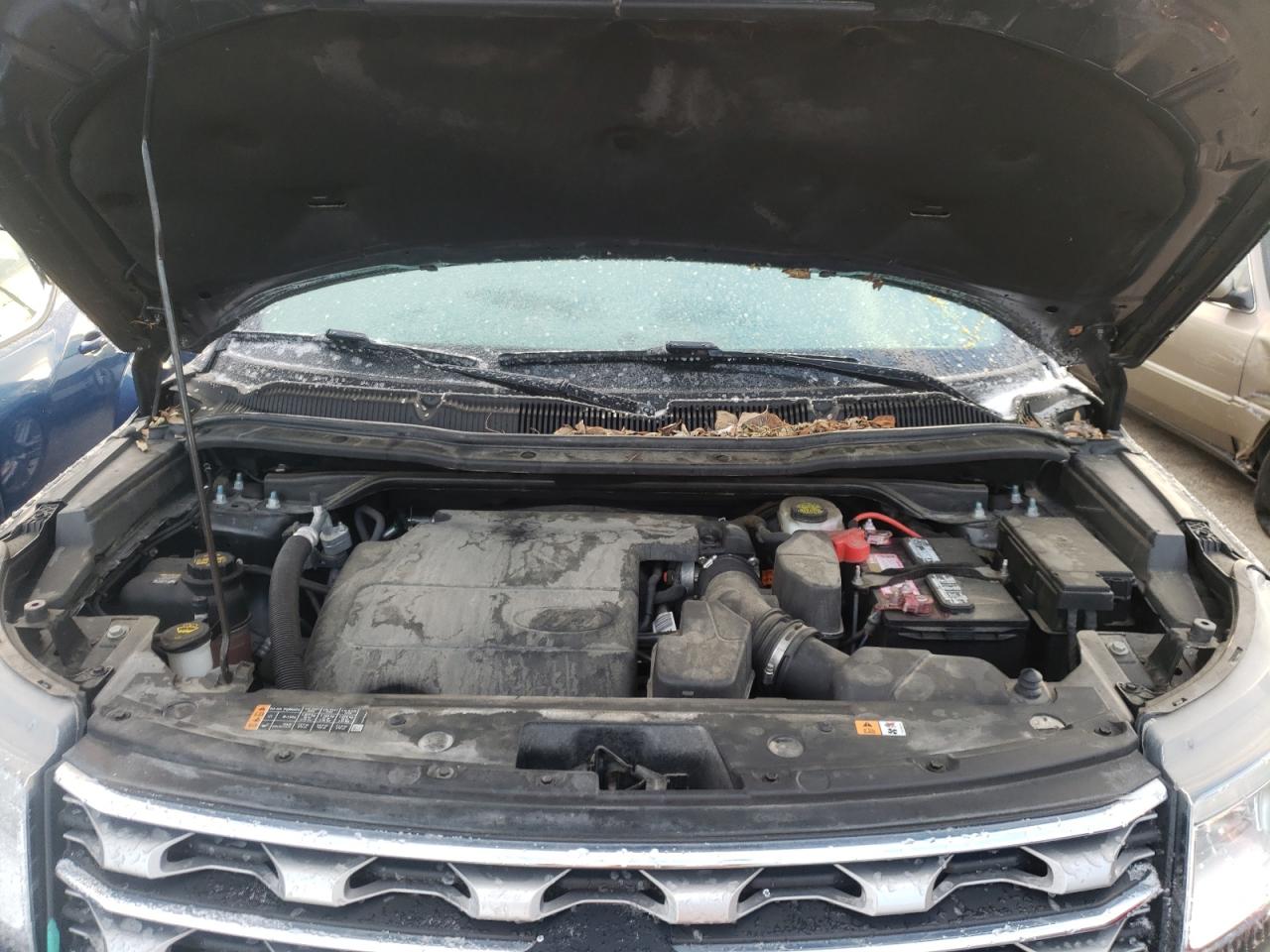 Photo 7 from auction – 2017 FORD EXPLORER L with VIN 1FM5K8F87HGD51563