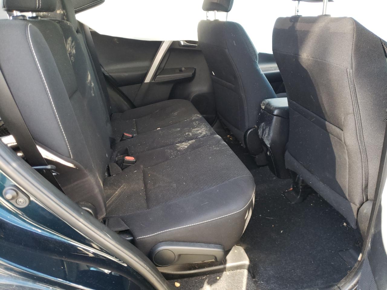 Photo 6 from auction – 2018 TOYOTA RAV4 ADVEN with VIN 2T3RFREV8JW805000