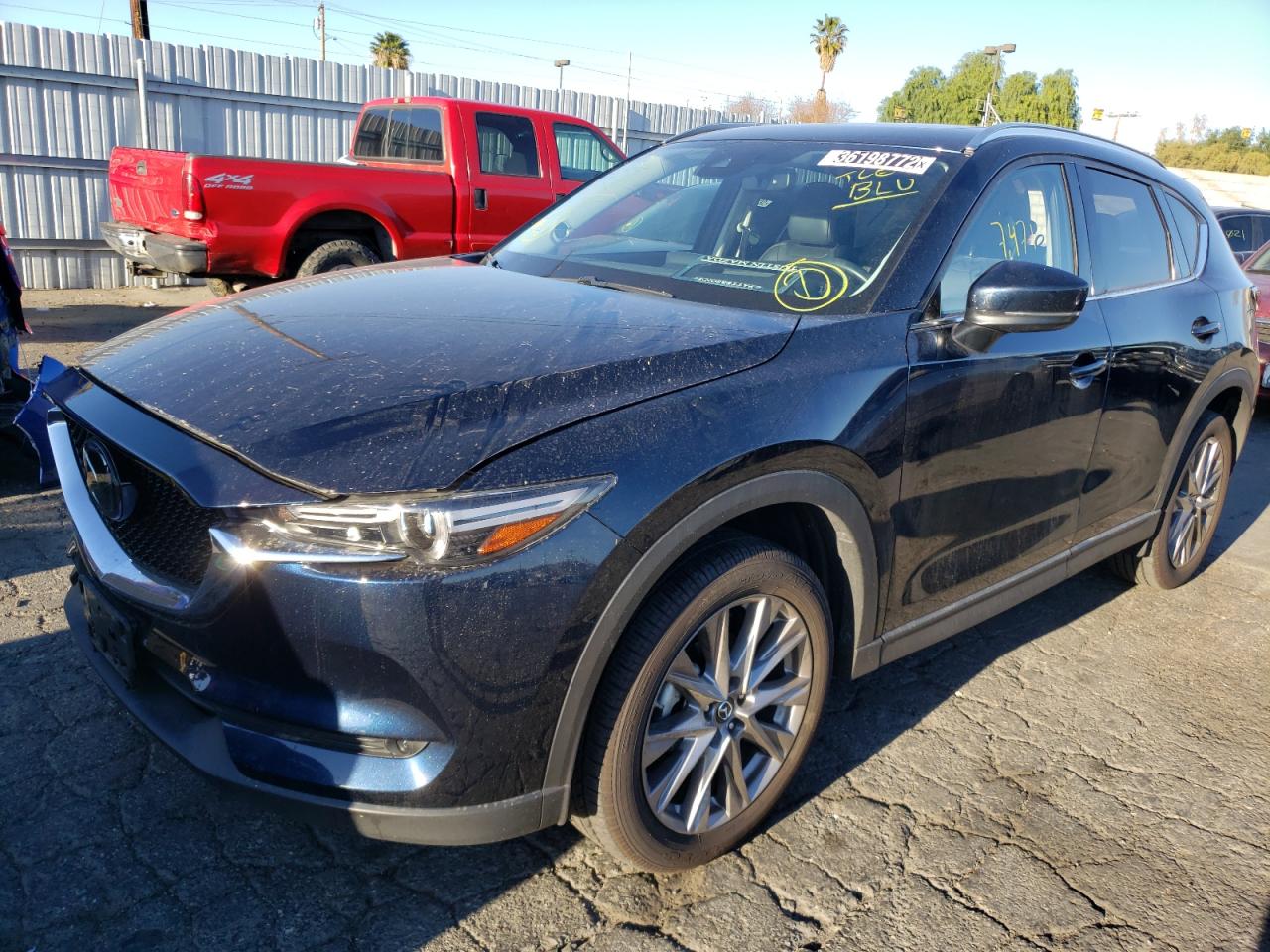 Photo 2 from auction – 2020 MAZDA CX-5 GRAND with VIN JM3KFADM0L0807110