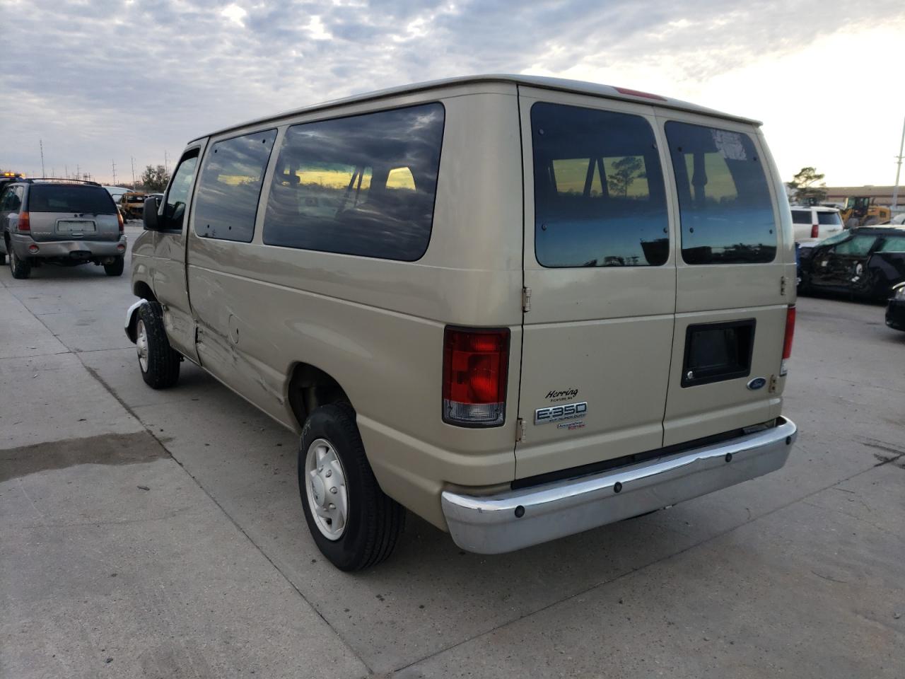 Photo 3 from auction – 2008 FORD ECONOLINE with VIN 1FBNE31L18DB11246