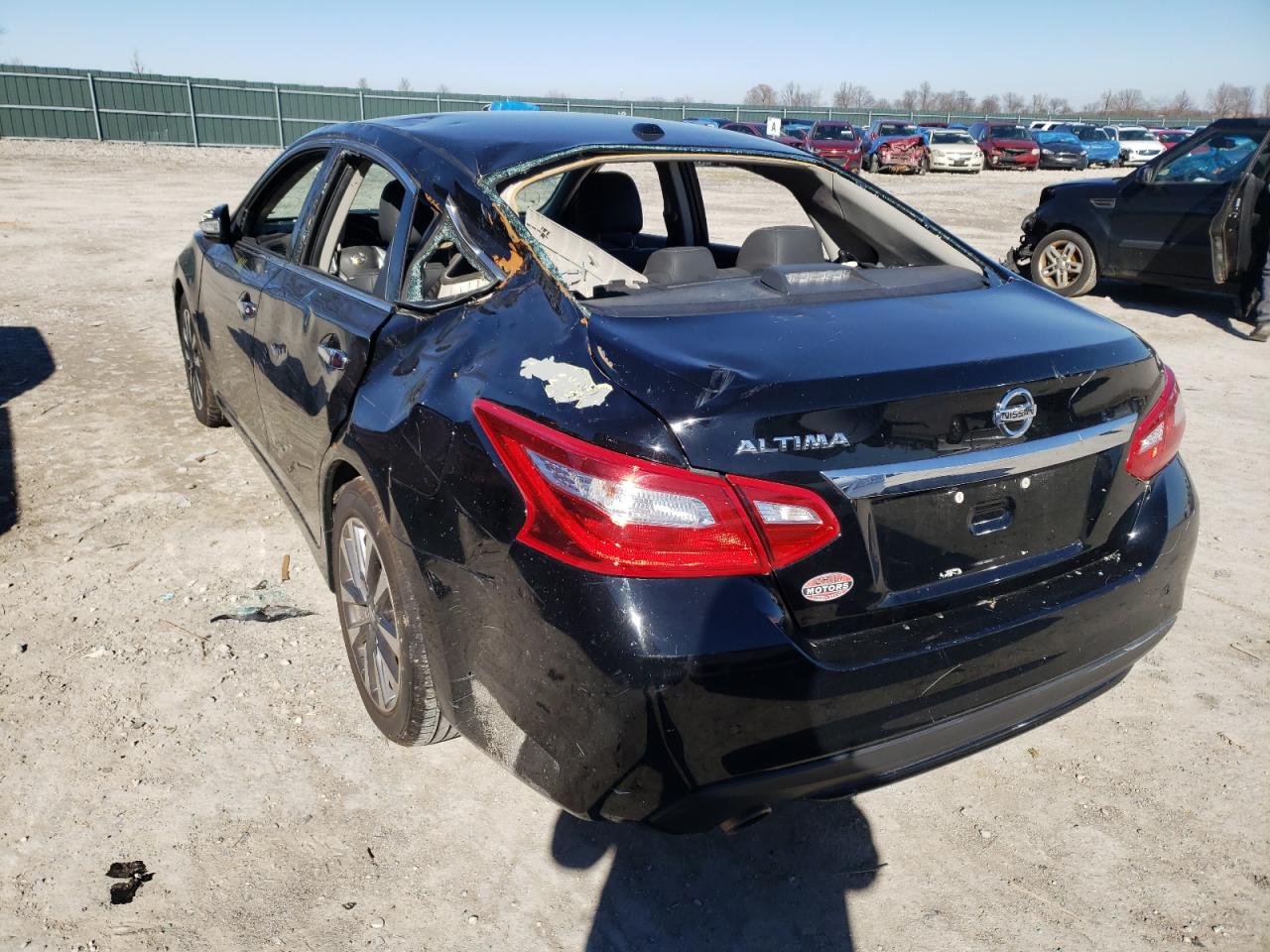 Photo 3 from auction – 2017 NISSAN ALTIMA 2.5 with VIN 1N4AL3AP7HC187018