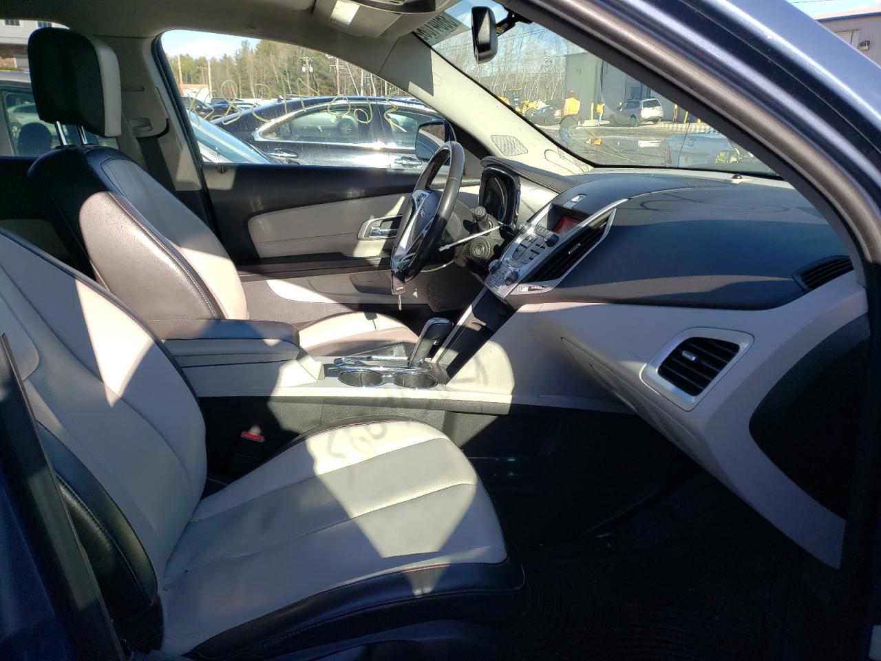 Photo 5 from auction – 2011 GMC TERRAIN SL with VIN 2CTFLVE59B6295942