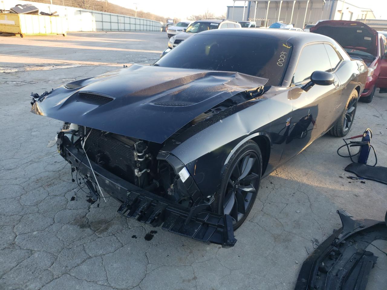 Photo 2 from auction – 2019 DODGE CHALLENGER with VIN 2C3CDZFJ2KH530009