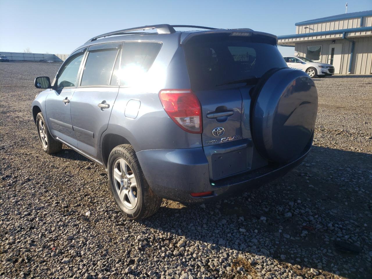 Photo 3 from auction – 2006 TOYOTA RAV4 with VIN JTMZD33V866014464