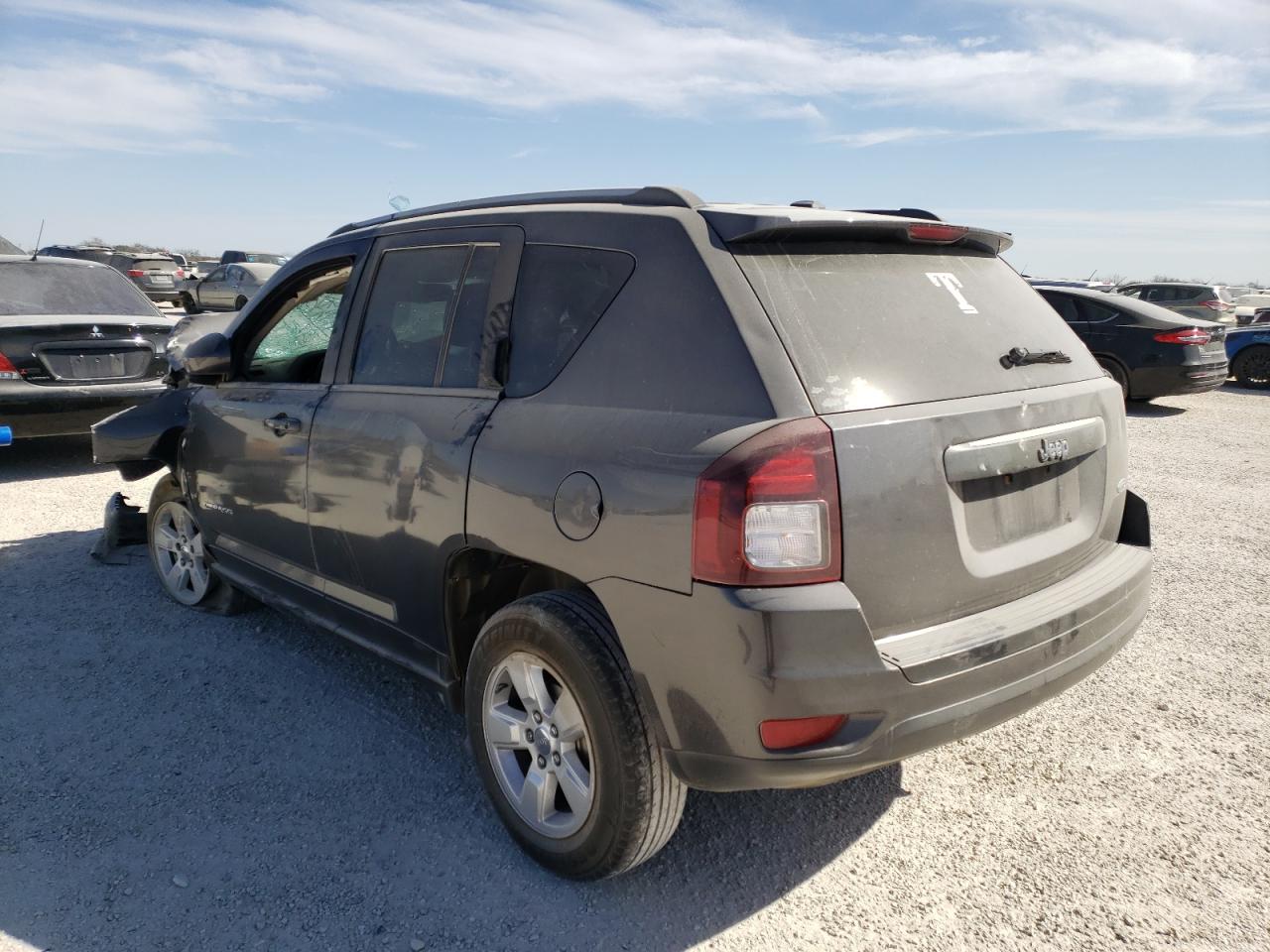 Photo 3 from auction – 2017 JEEP COMPASS LA with VIN 1C4NJCEBXHD198301