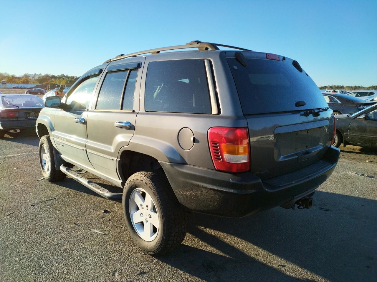 Photo 3 from auction – 2003 JEEP GRAND CHER with VIN 1J4GW48S73C511020