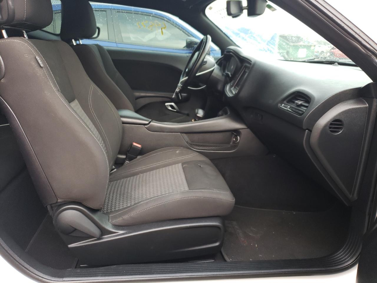 Photo 5 from auction – 2019 DODGE CHALLENGER with VIN 2C3CDZAG9KH751876
