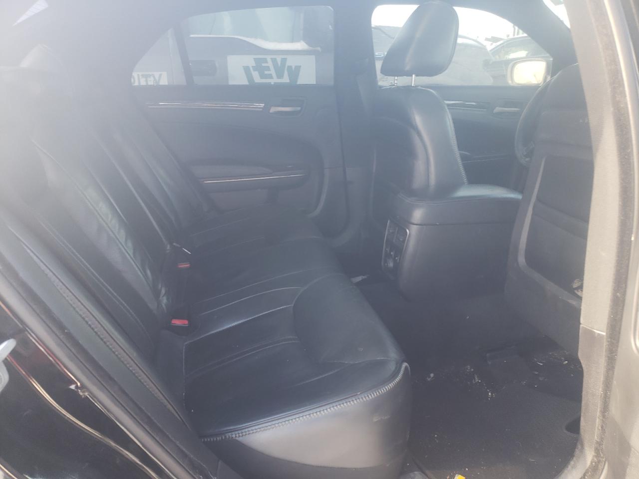 Photo 6 from auction – 2013 CHRYSLER 300C VARVA with VIN 2C3CCADG9DH727628
