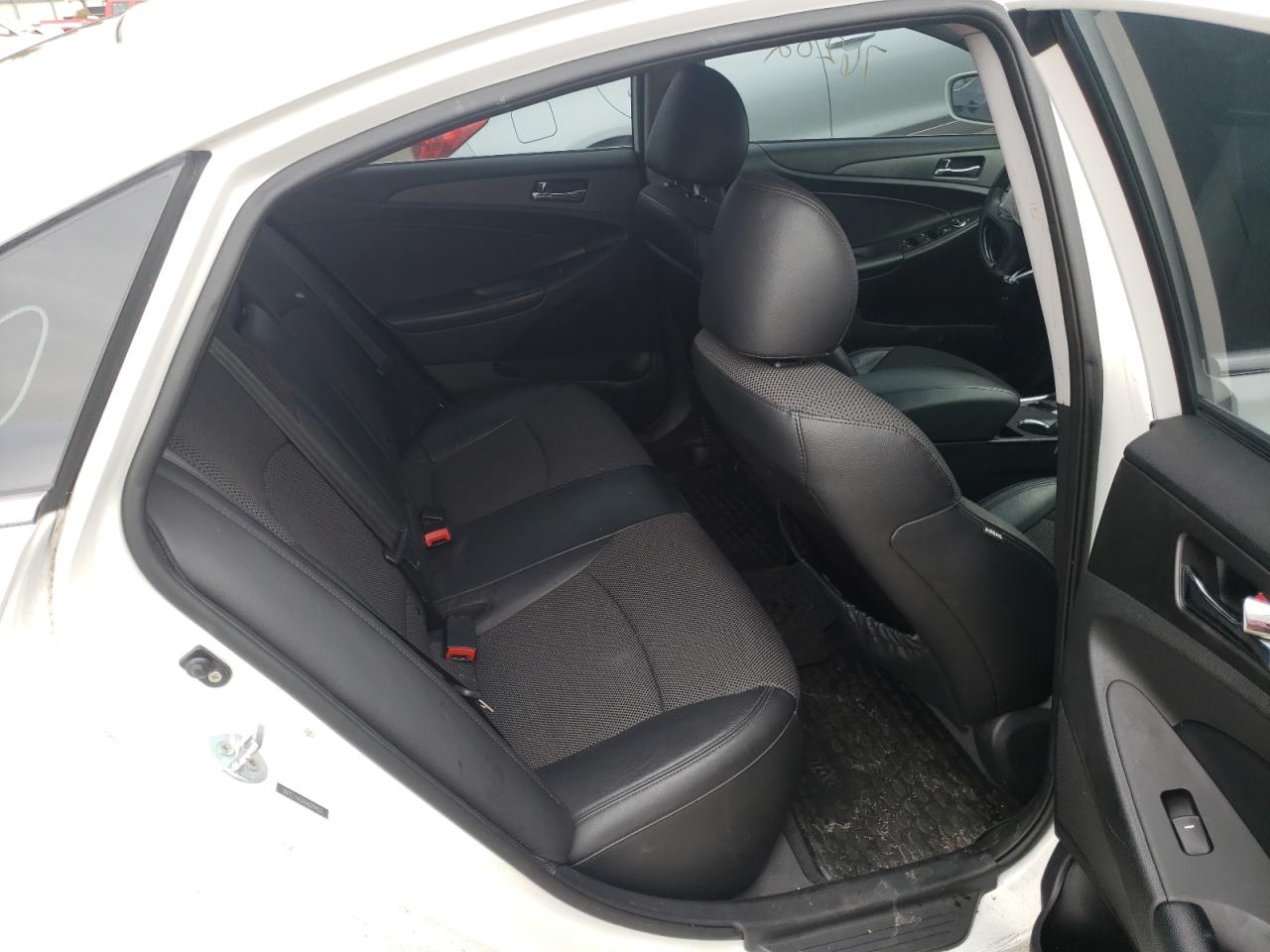 Photo 6 from auction – 2012 HYUNDAI SONATA SE with VIN 5NPEC4AC8CH329453