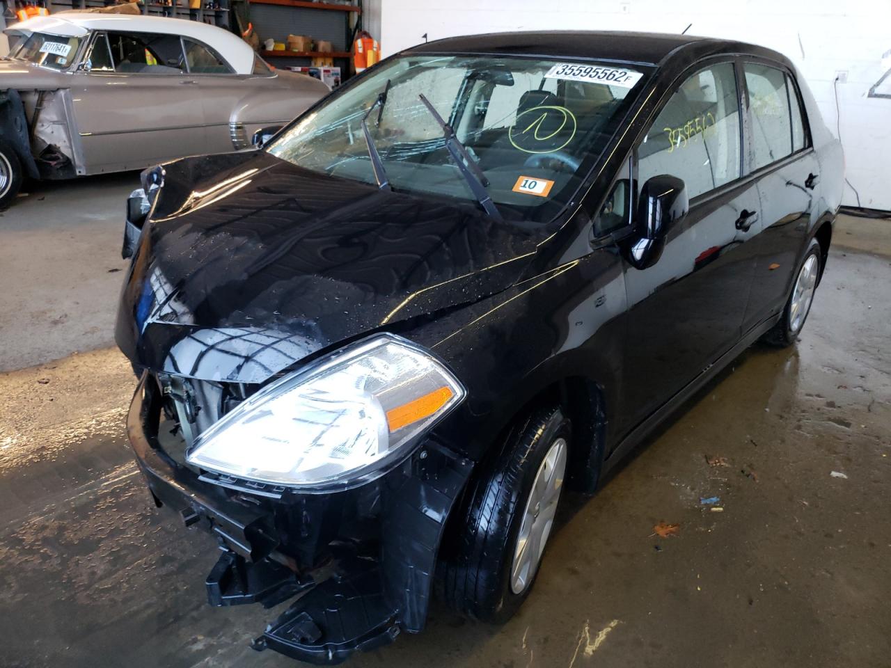 Zdjęcie 2 z aukcji – 2011 NISSAN VERSA S z VIN 3N1BC1AP9BL468478