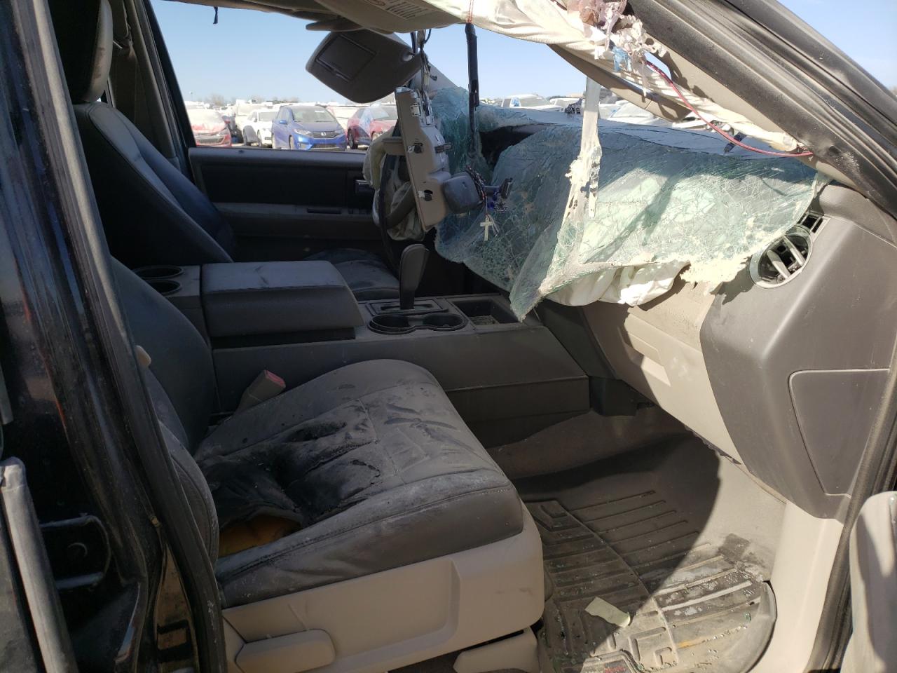Photo 5 from auction – 2010 FORD EXPEDITION with VIN 1FMJU1F51AEB55125