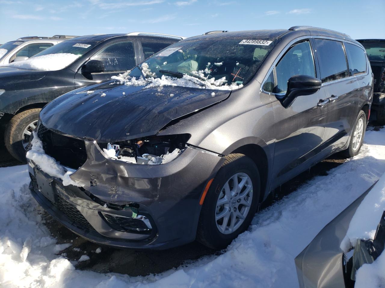 Photo 2 from auction – 2021 CHRYSLER PACIFICA T with VIN 2C4RC1BG7MR588859