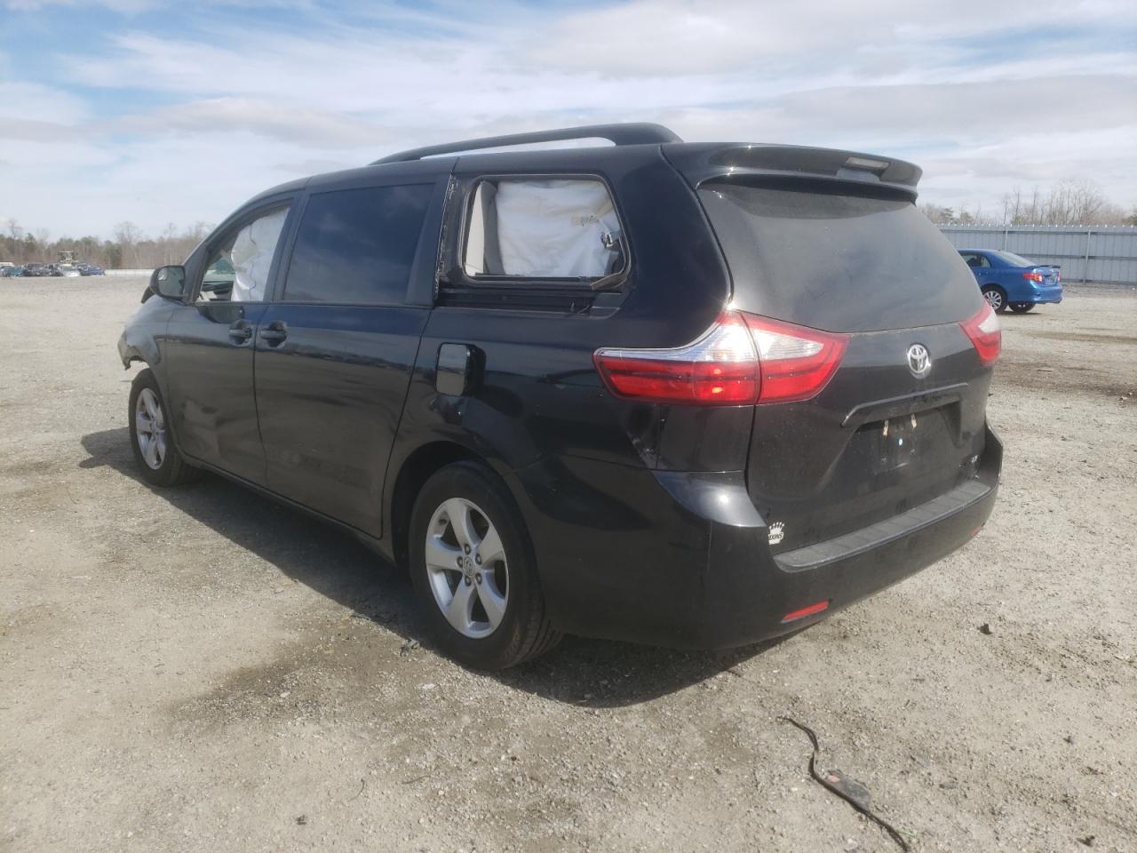 Photo 3 from auction – 2017 TOYOTA SIENNA LE with VIN 5TDKZ3DC6HS898648