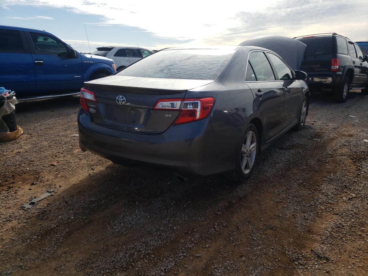 Photo 4 from auction – 2014 TOYOTA CAMRY L with VIN 4T1BF1FK7EU468826