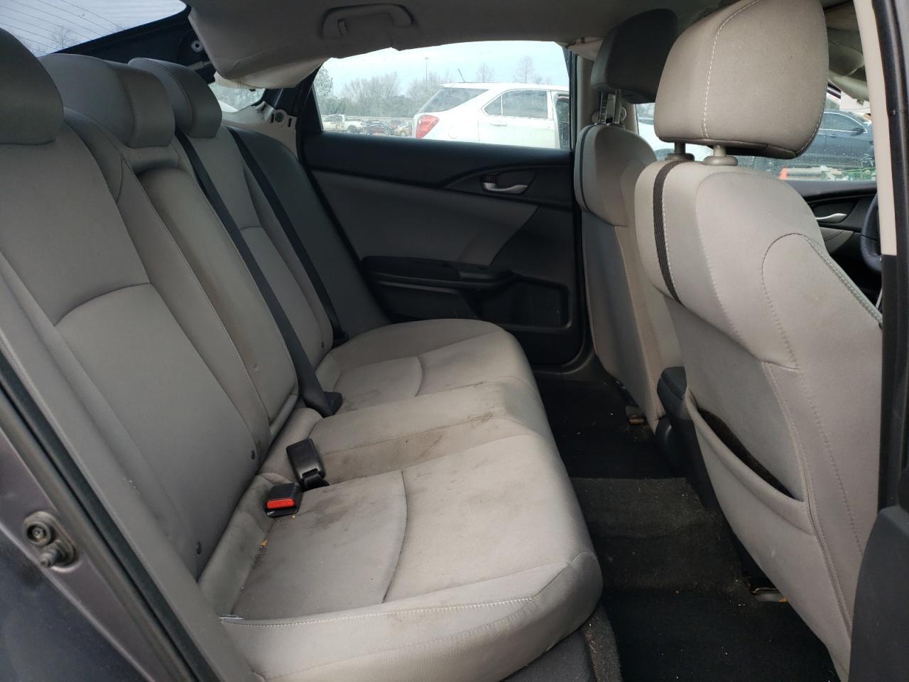 Photo 6 from auction – 2016 HONDA CIVIC EX with VIN 19XFC1F35GE044473