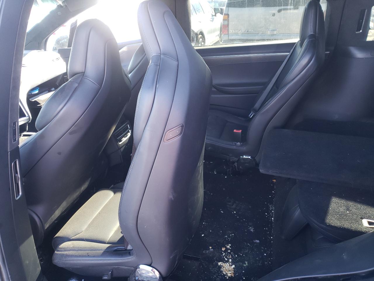 Photo 6 from auction – 2017 TESLA MODEL X with VIN 5YJXCBE24HF066561