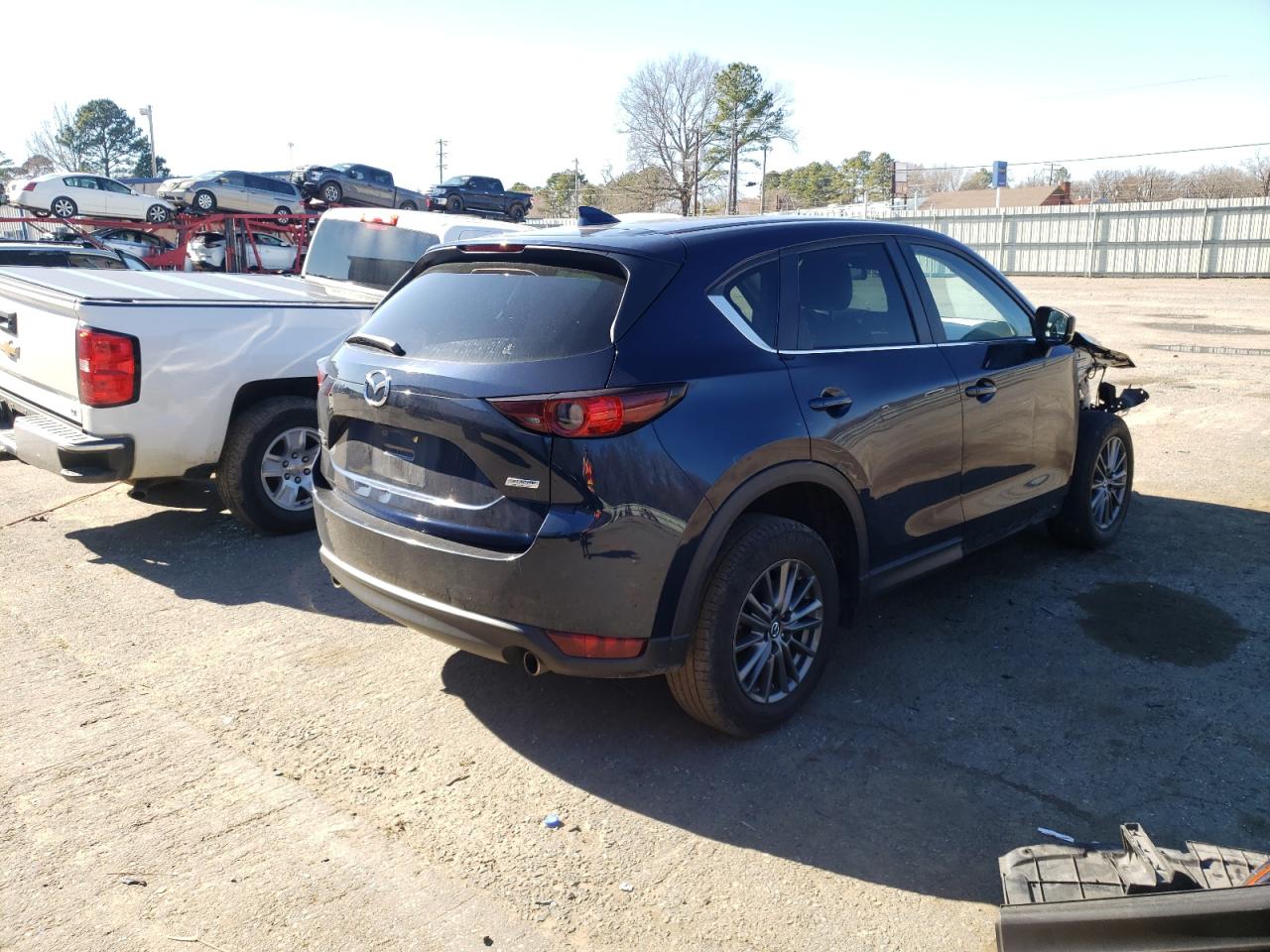 Photo 4 from auction – 2017 MAZDA CX-5 TOURI with VIN JM3KFBCL5H0187957