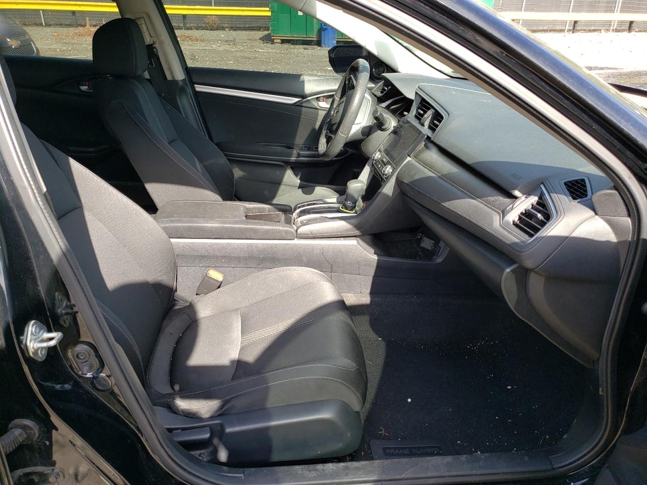 Photo 5 from auction – 2016 HONDA CIVIC EX with VIN 19XFC1F31GE222265