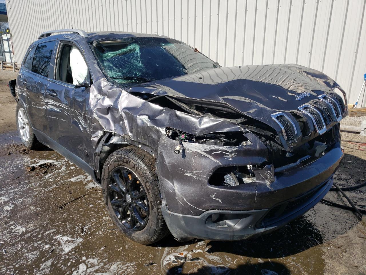 Photo 9 from auction – 2017 JEEP CHEROKEE L with VIN 1C4PJMCB0HW584473