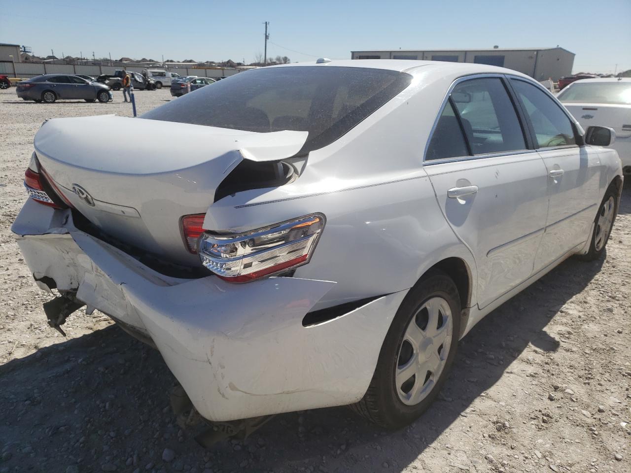 Photo 4 from auction – 2010 TOYOTA CAMRY BASE with VIN 4T1BF3EK5AU568558
