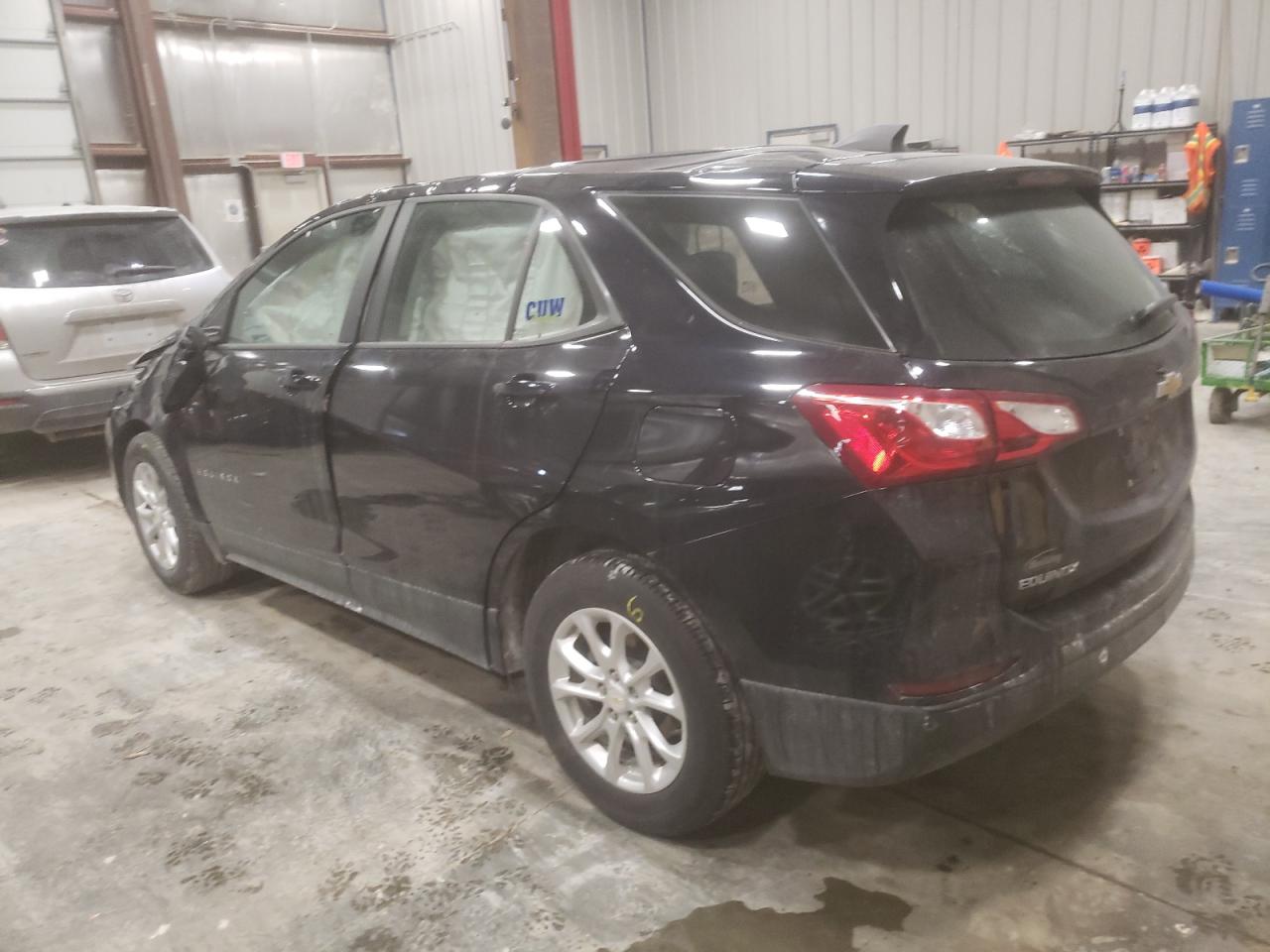 Photo 3 from auction – 2020 CHEVROLET EQUINOX with VIN 2GNAXFEV7L6148219
