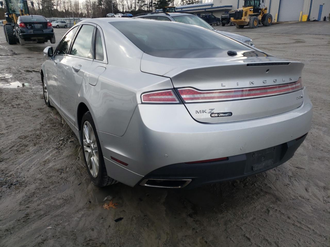 Photo 3 from auction – 2016 LINCOLN MKZ with VIN 3LN6L2J95GR614588