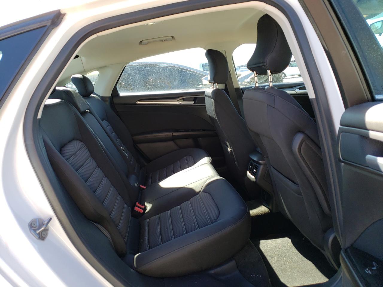 Photo 6 from auction – 2016 FORD FUSION SE with VIN 1FA6P0H72G5108260