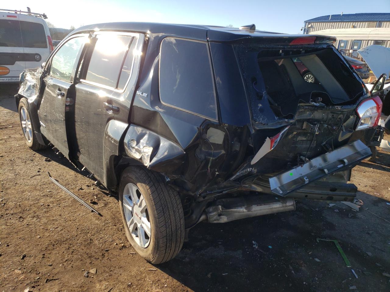 Photo 3 from auction – 2014 GMC TERRAIN SL with VIN 2GKFLVEK7E6373659
