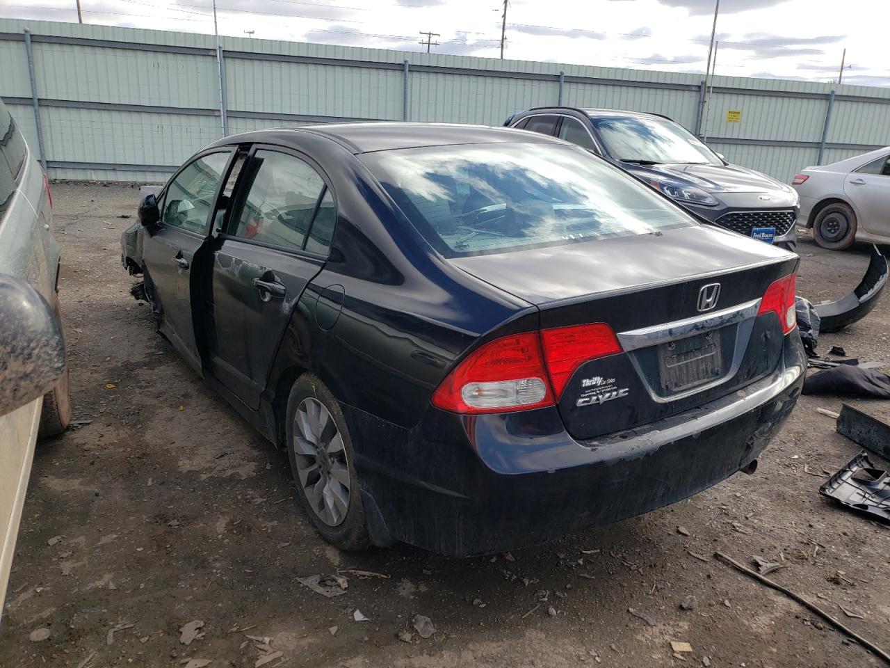 Photo 3 from auction – 2010 HONDA CIVIC EXL with VIN 2HGFA1F92AH515308