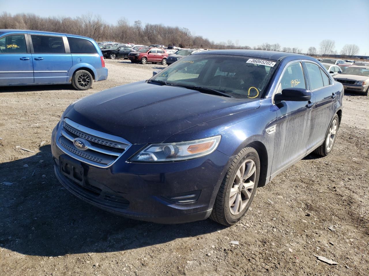 Photo 2 from auction – 2011 FORD TAURUS SEL with VIN 1FAHP2EW1BG182217