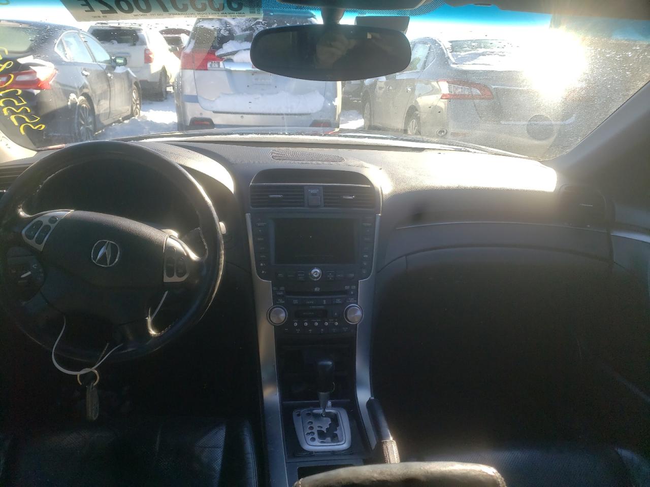 Photo 9 from auction – 2005 ACURA TL with VIN 19UUA66275A003667