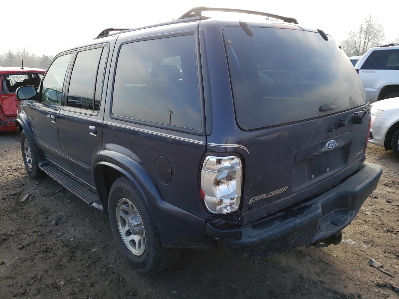 Photo 3 from auction – 2000 FORD EXPLORER L with VIN 1FMZU85P0YZB89090